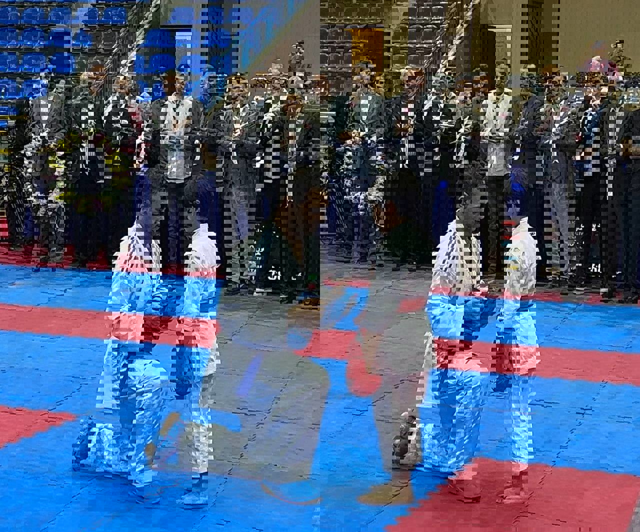 2095731