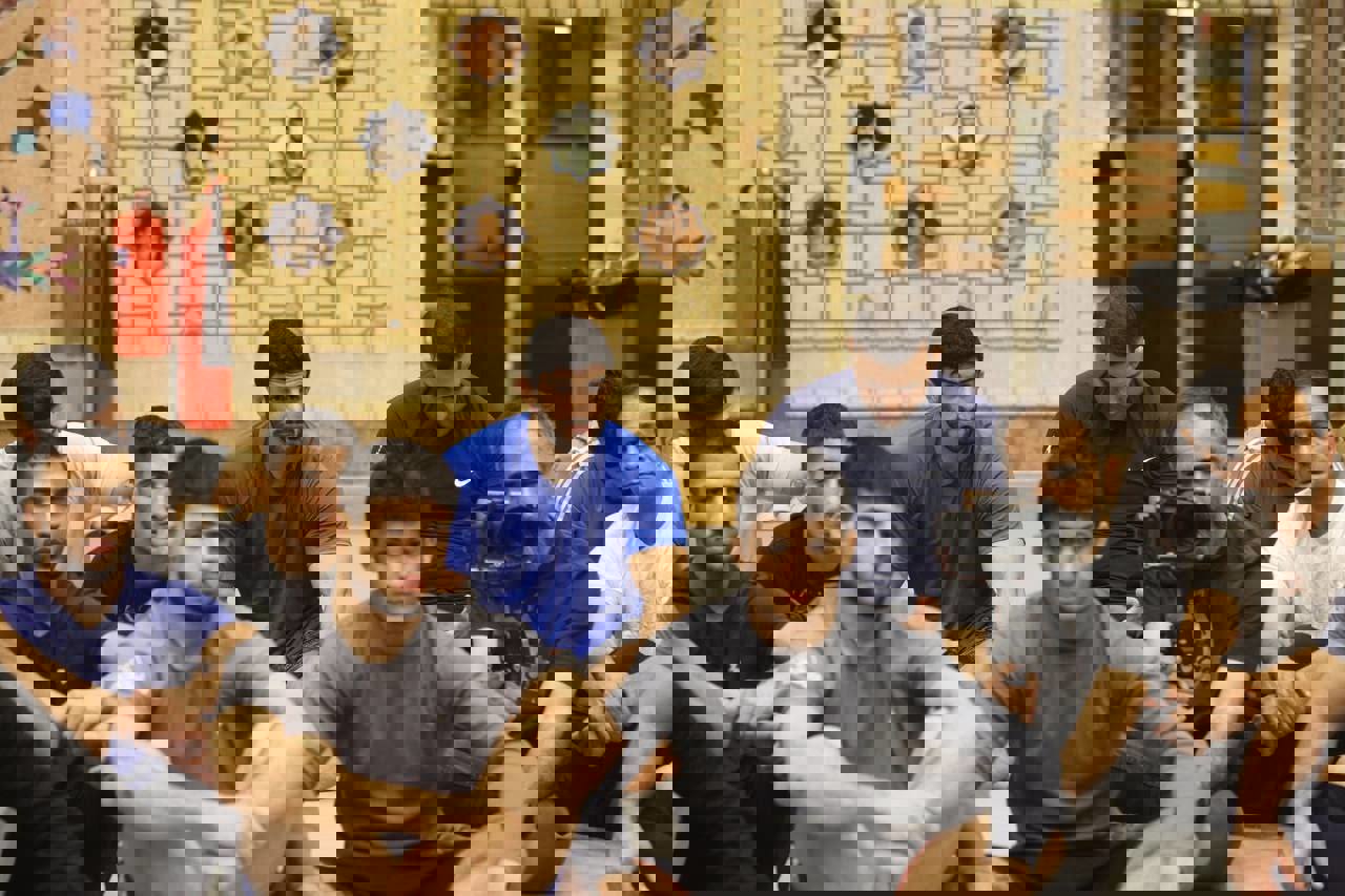 2095882