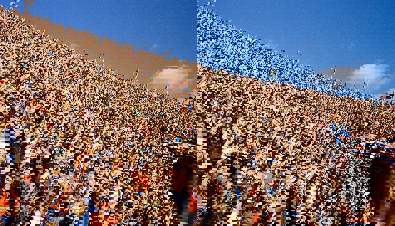 2095902