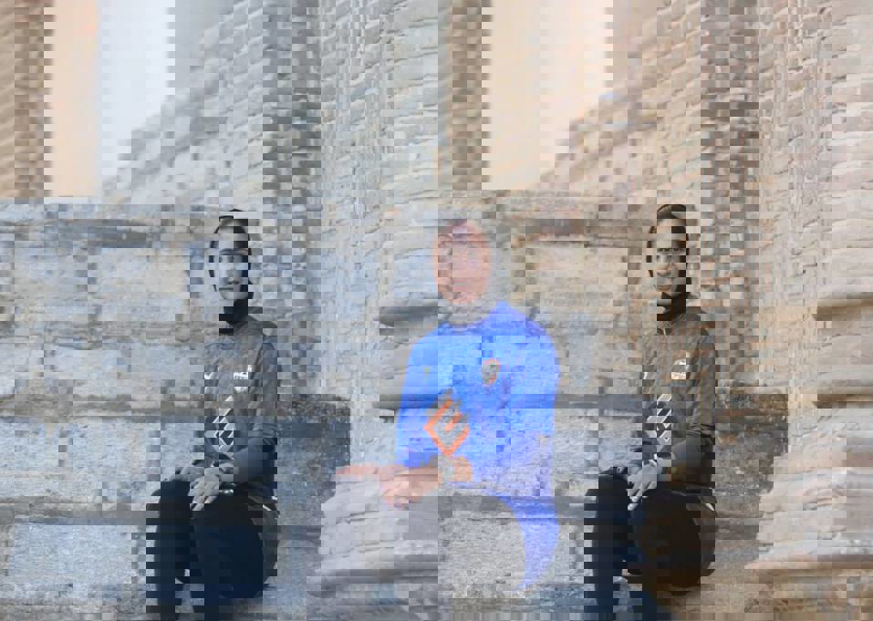 2096318