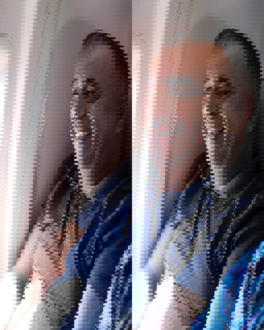 2096253