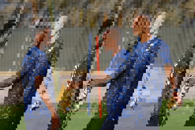 2096219