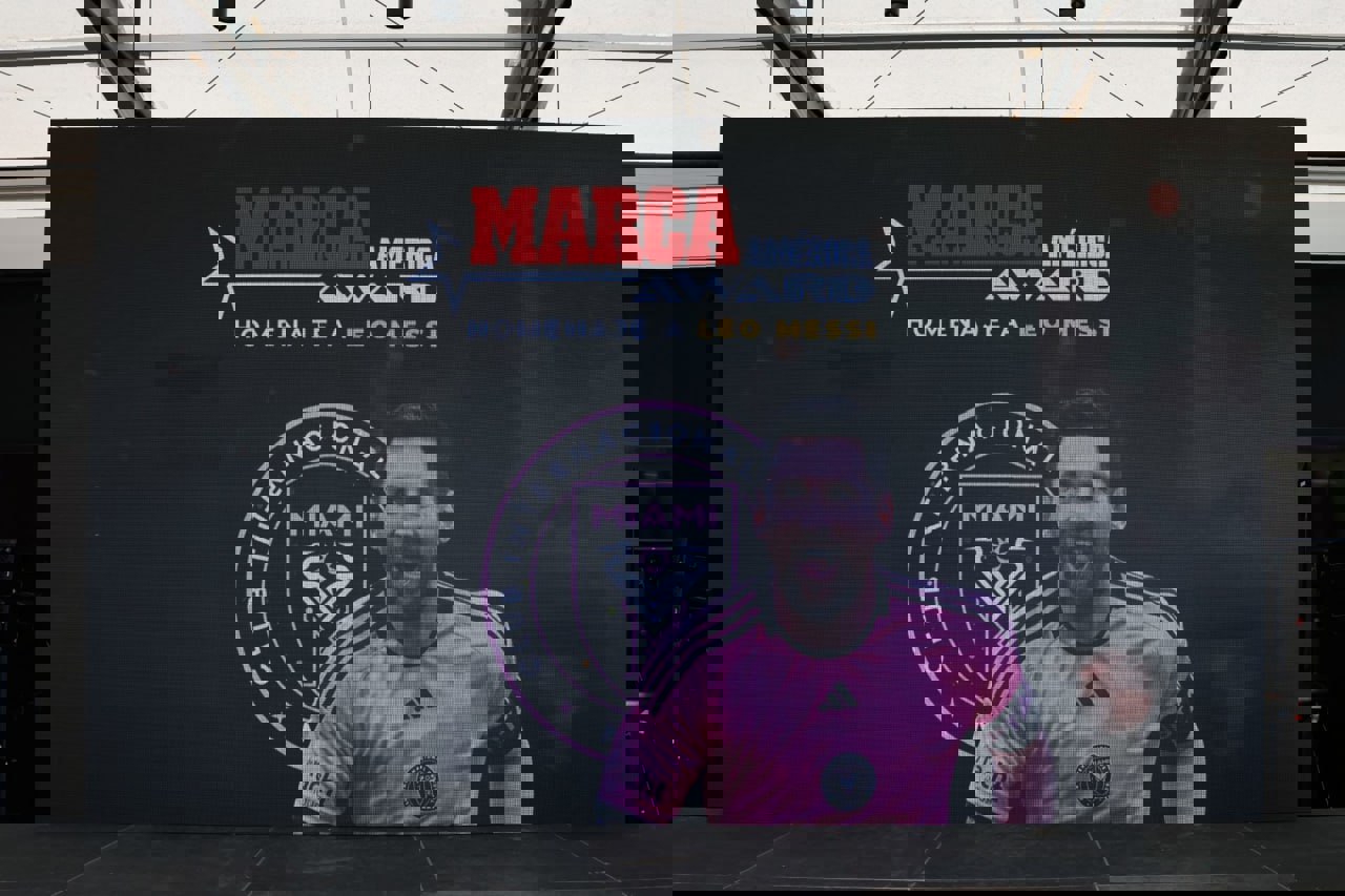 2096230