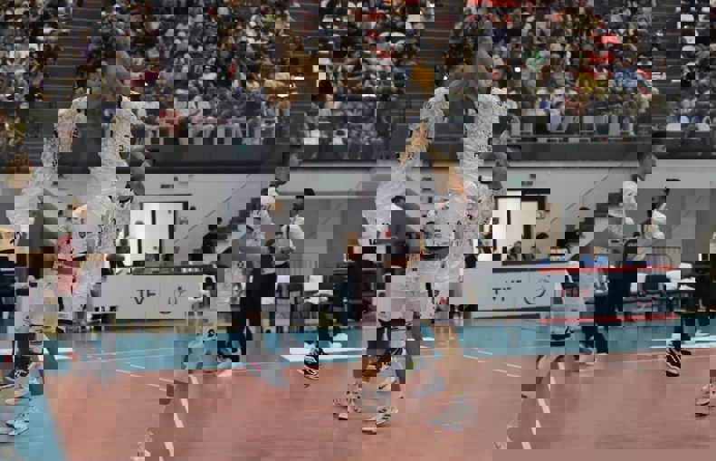 2096401