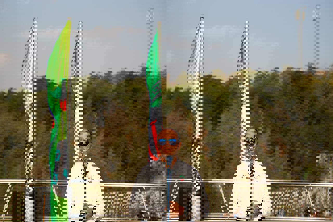 2096442