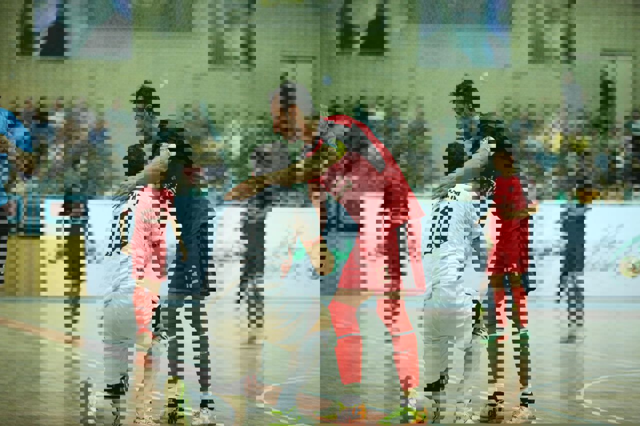 2096541