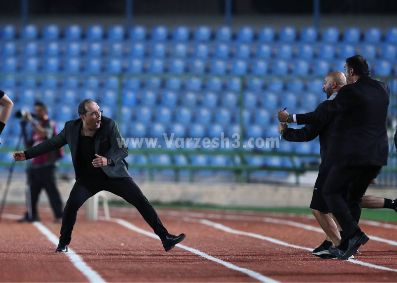 استقلال 0 - 3 ذوب‌ آهن: ورشکستگی بزرگ!