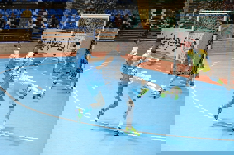 2096542
