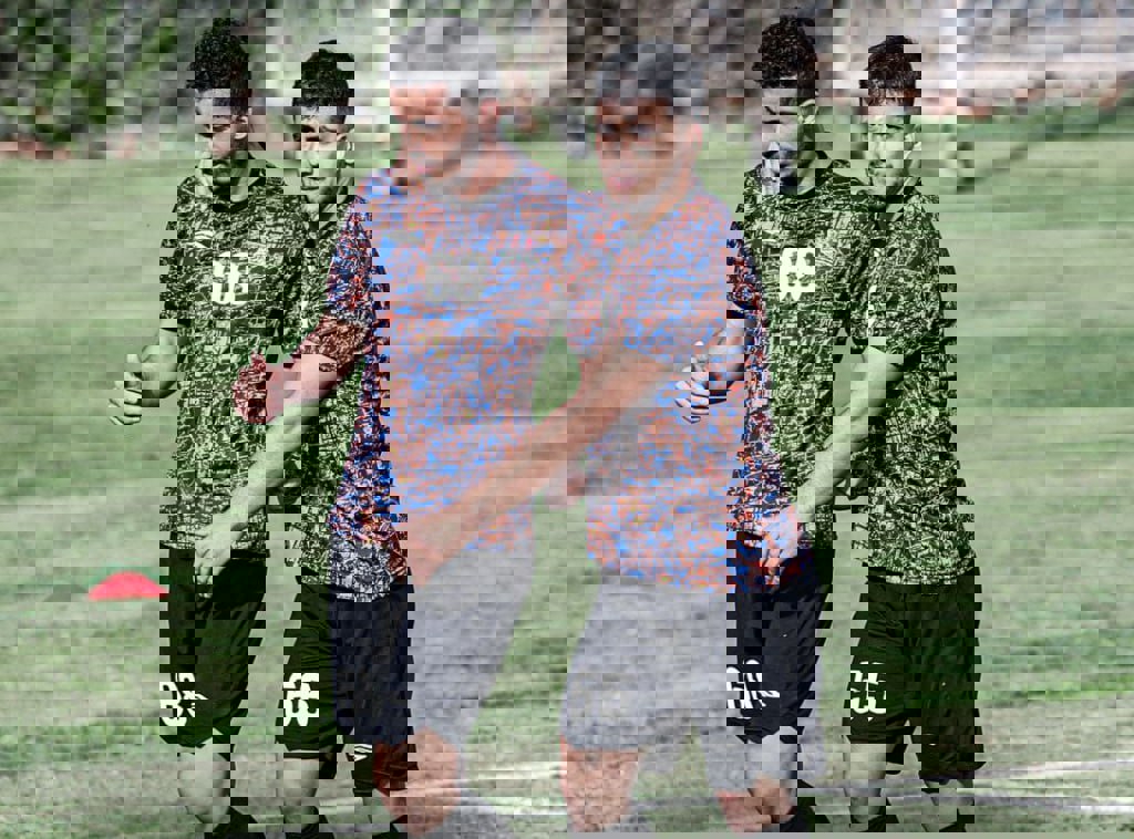 2096743