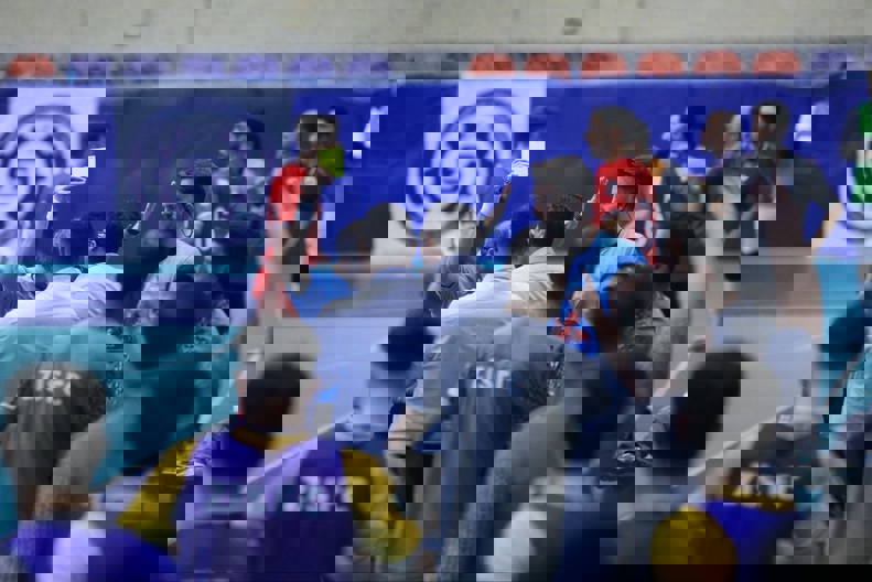 2096900