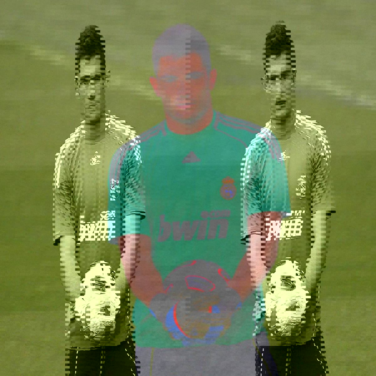 2097054