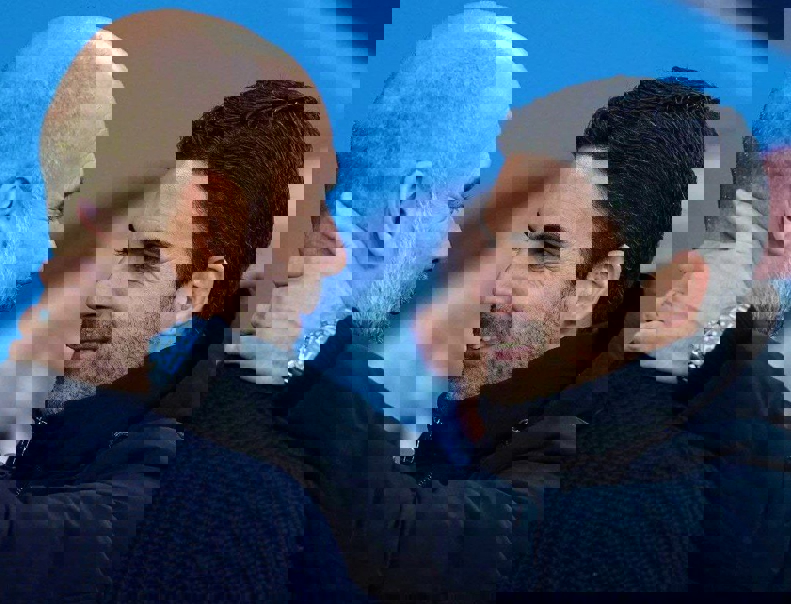 2097103
