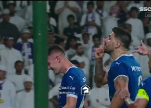 جنجال ستارگان الهلال در قلب امارات: صدایتان را نشنویم!