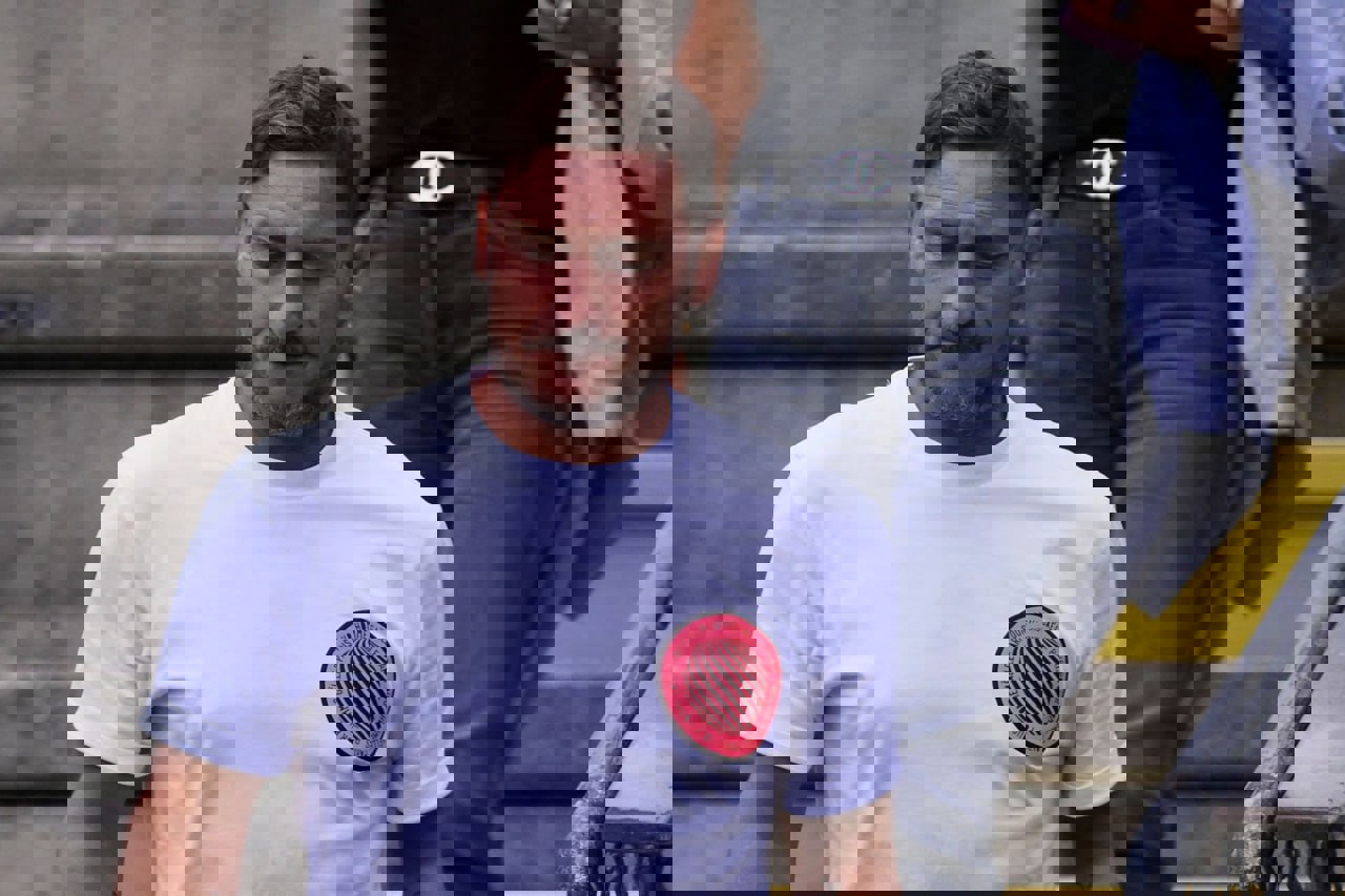 2097864