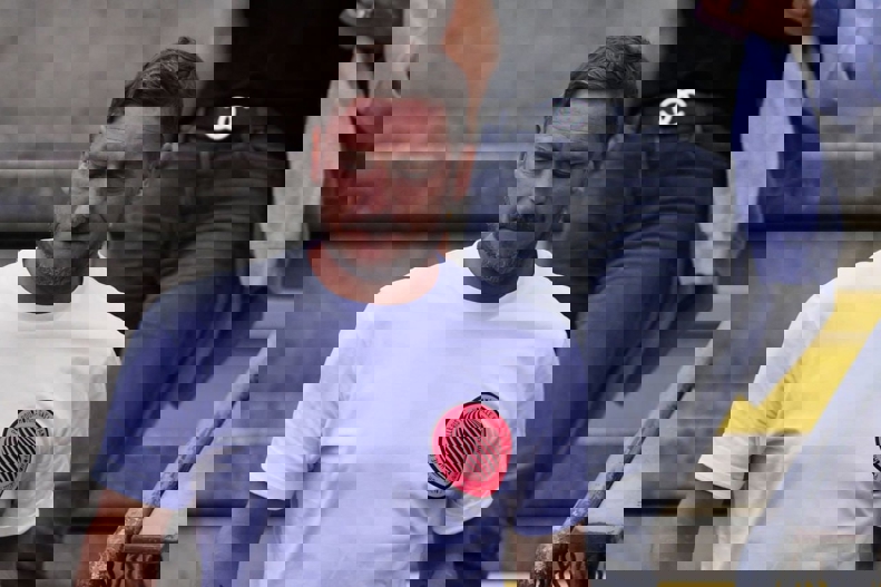 2097864