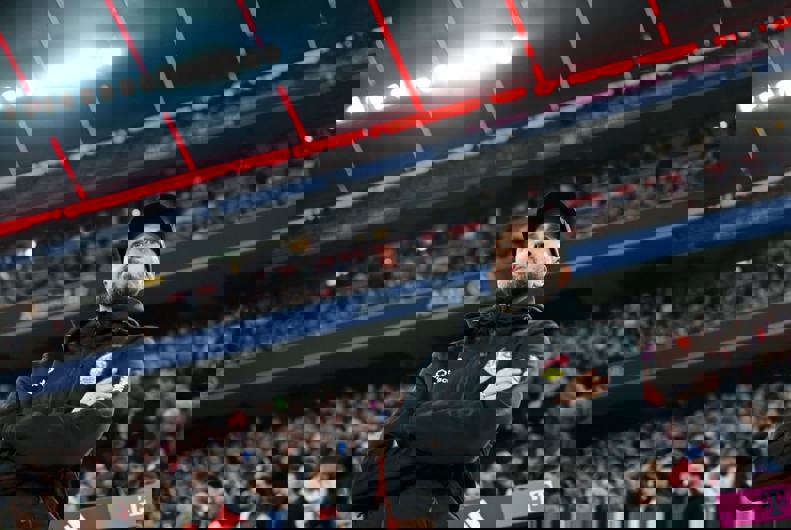 2097916