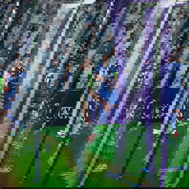 2097930