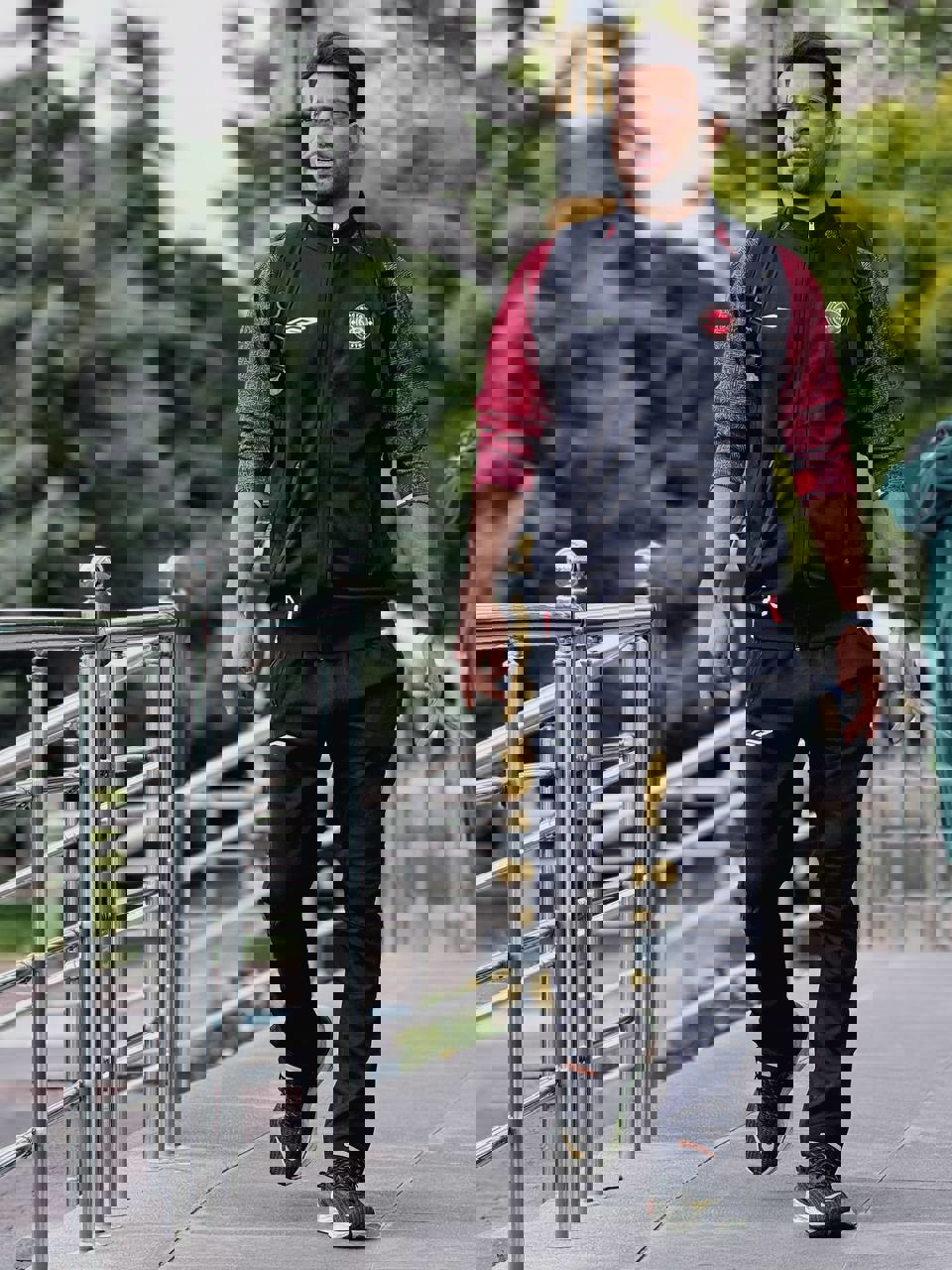2098090