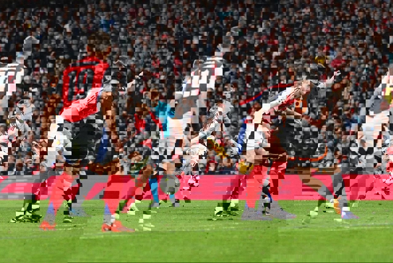 2098938