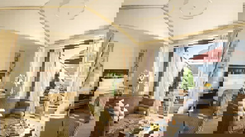 2098115