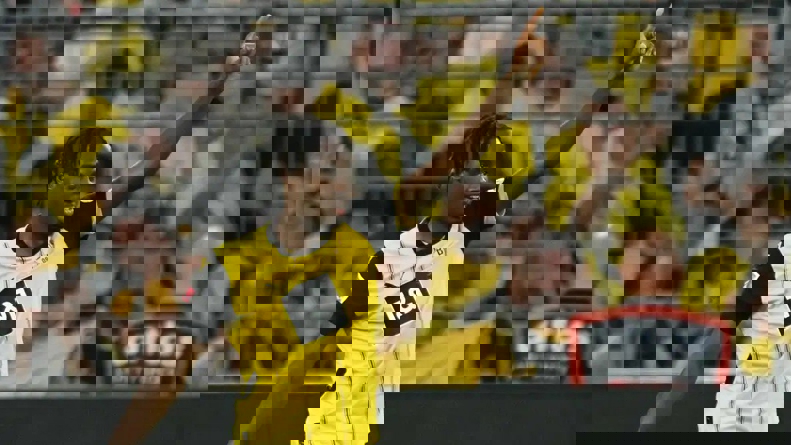 2098146