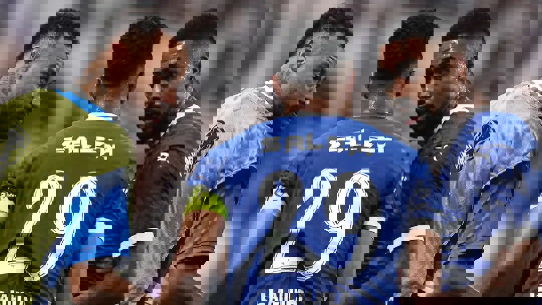 2098271