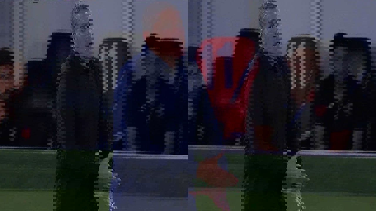 2098697