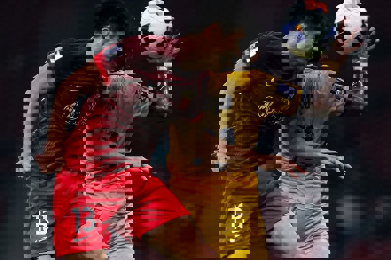 2098376