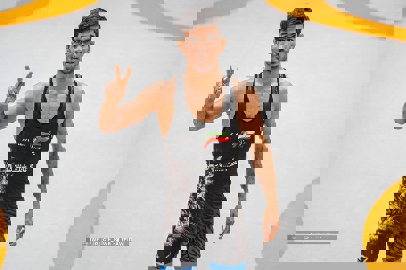 2098817