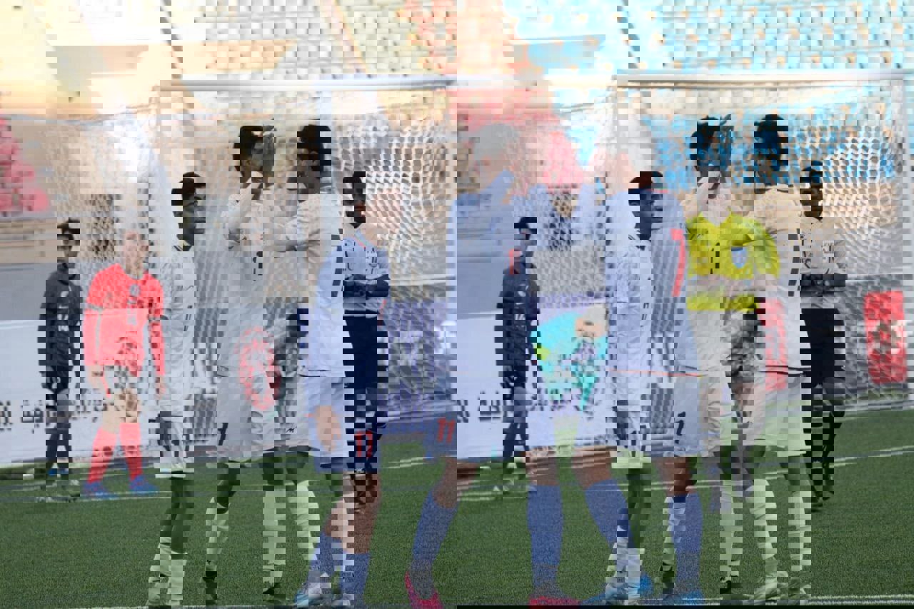 2098744