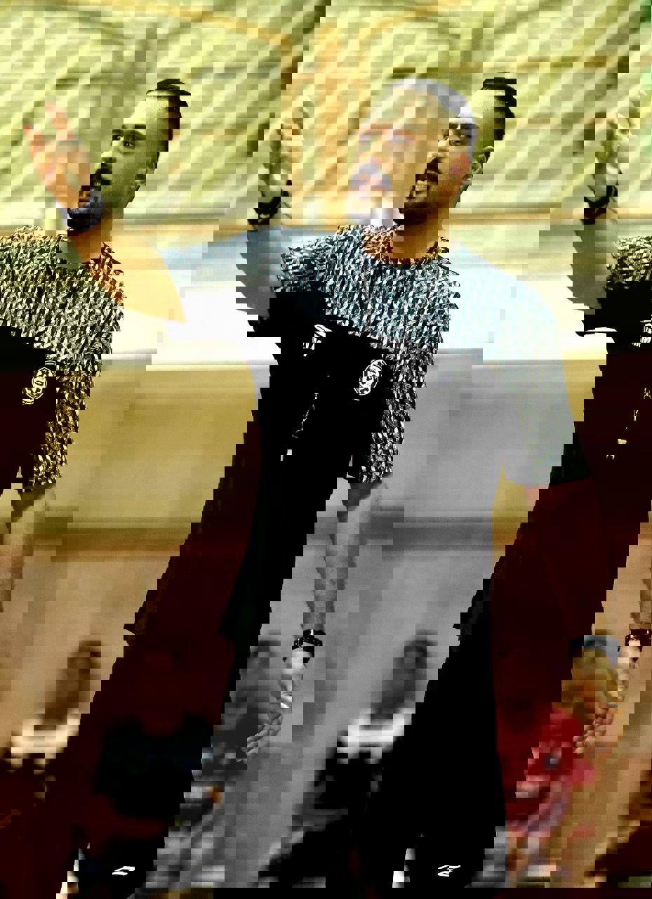 2099037