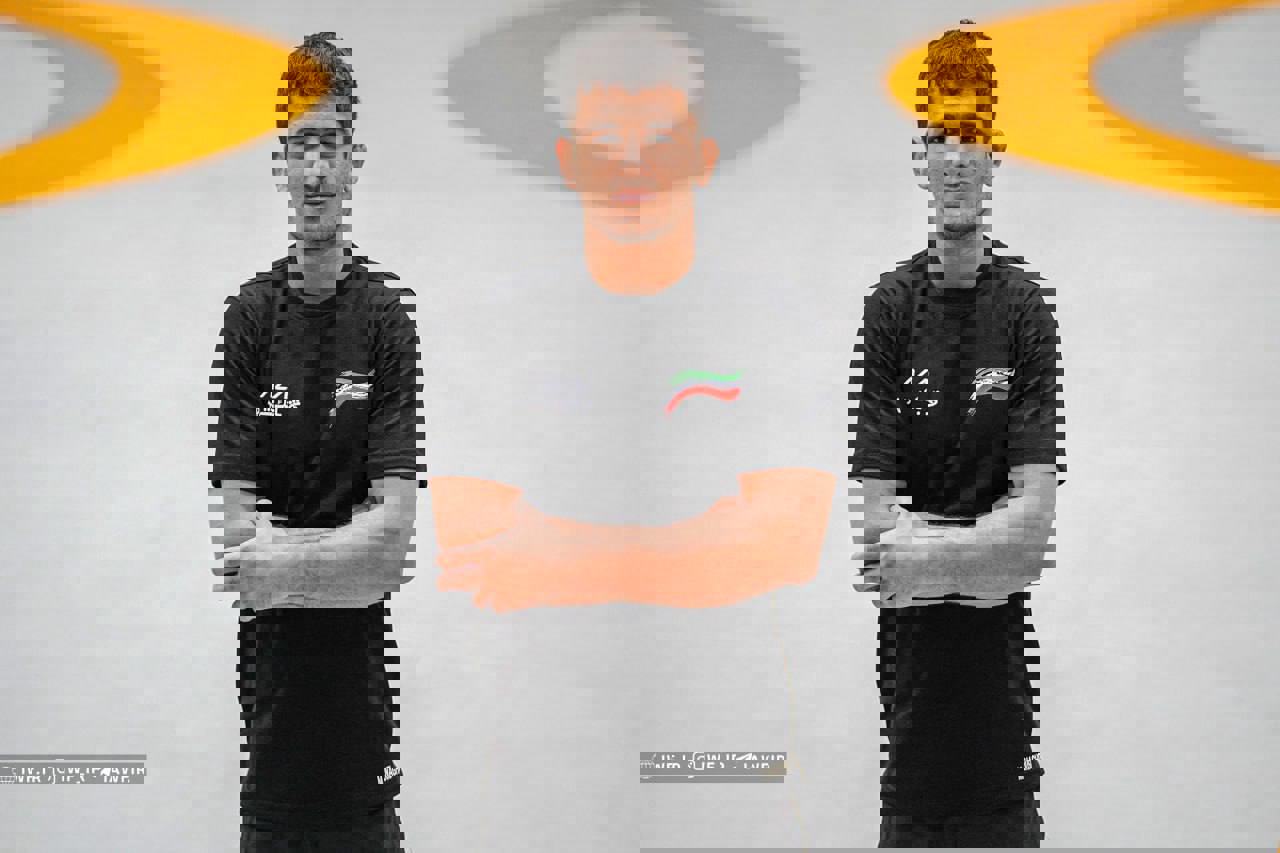 2099370