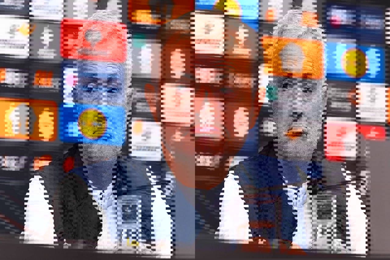 2099282