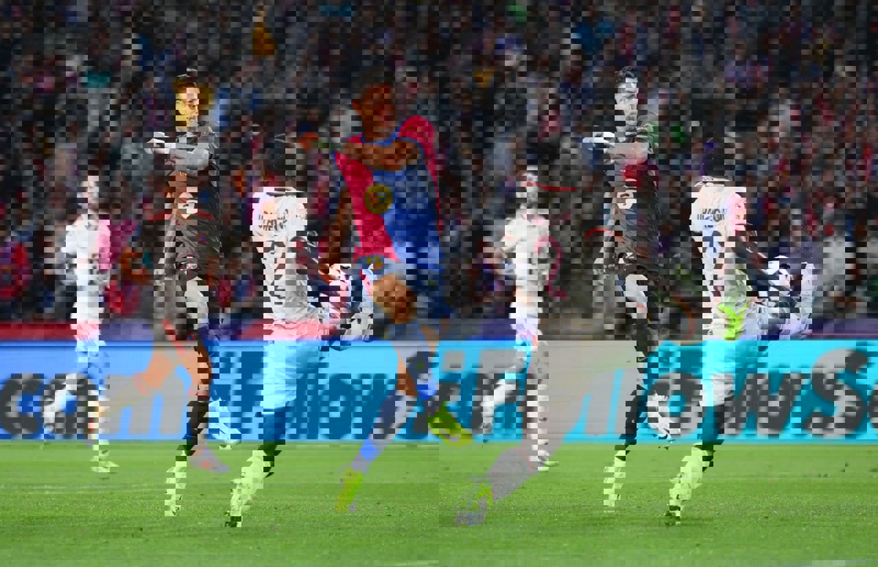 2099561