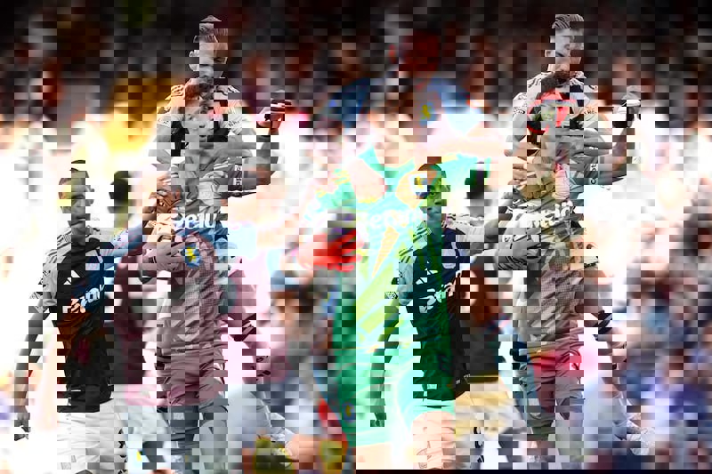 2100183
