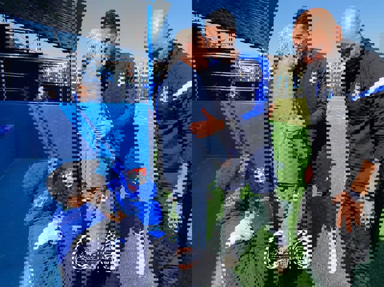 2099902