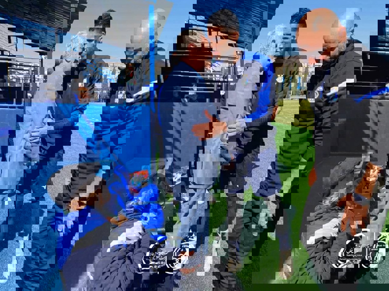 2099902