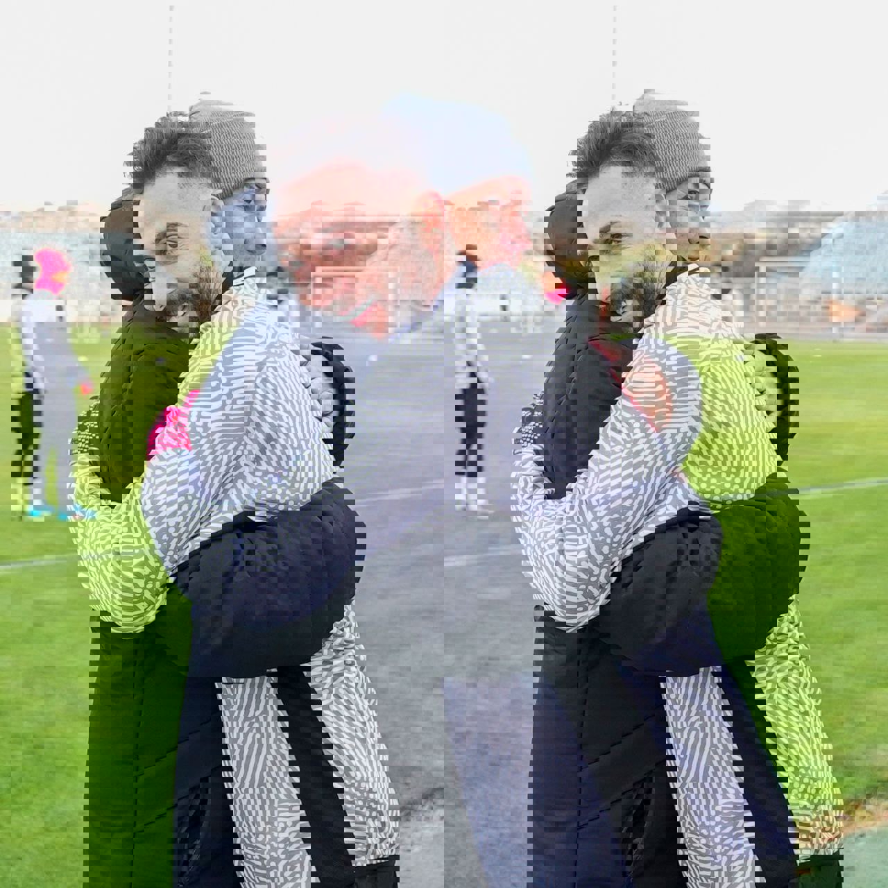 2099887