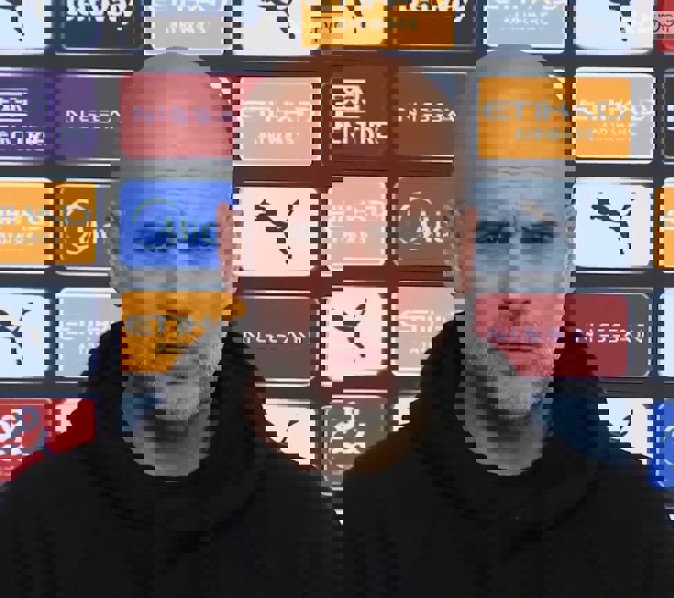 2099915