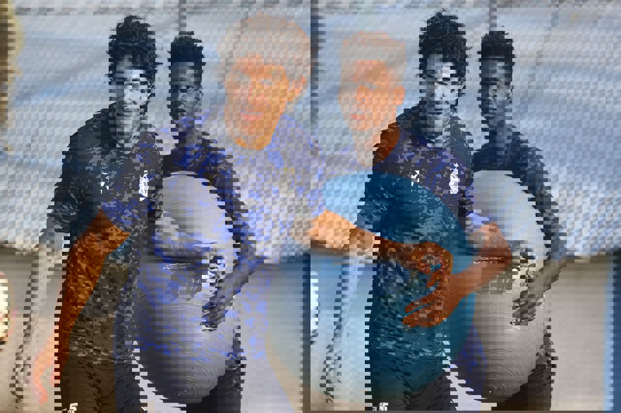 2100230