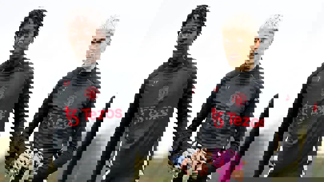 2100392