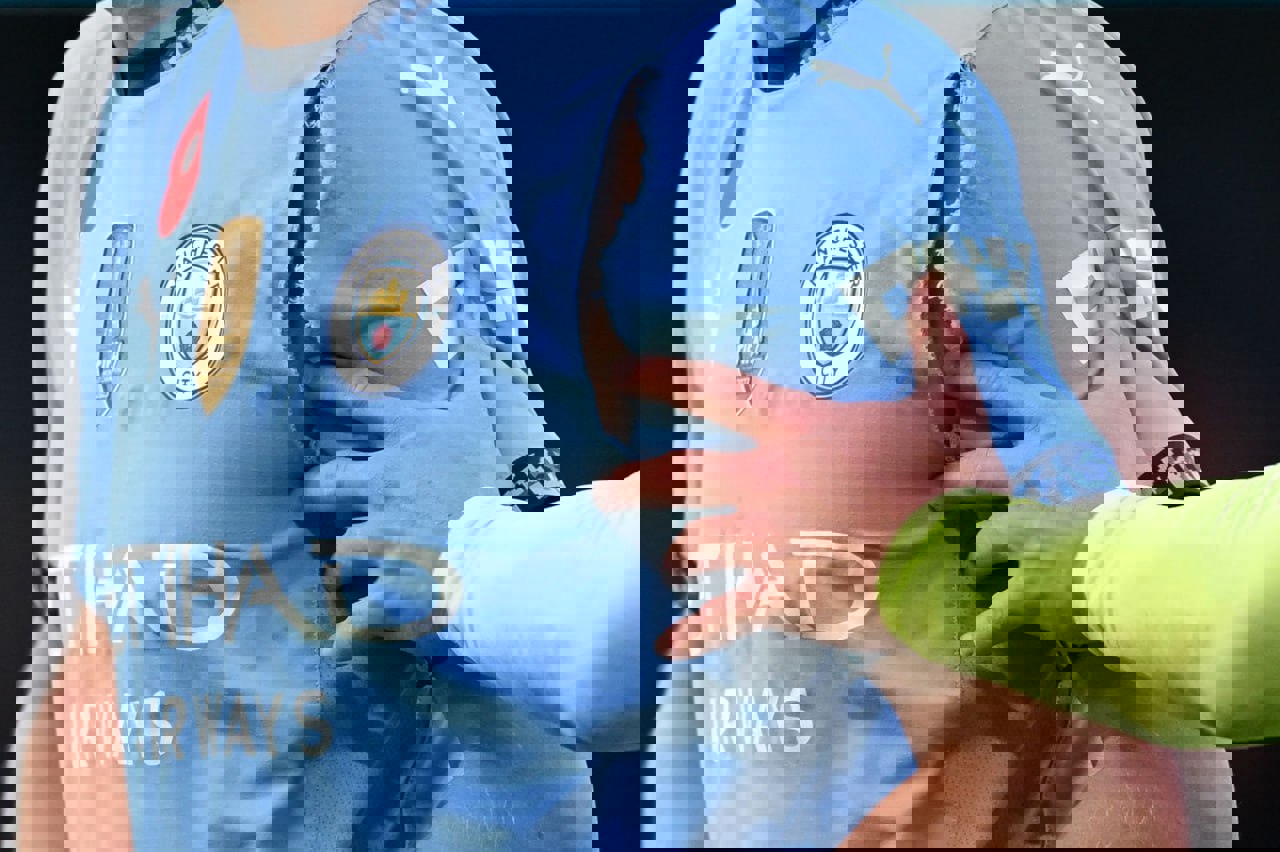 2100617