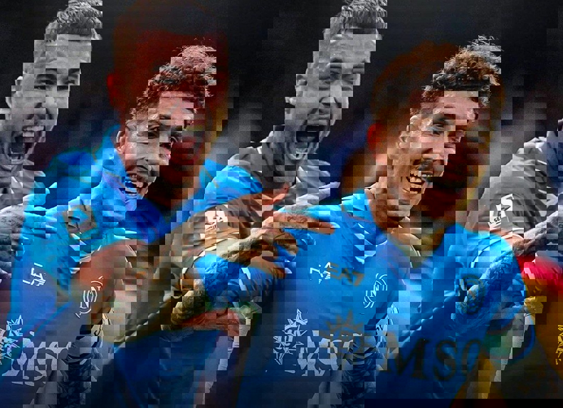 2100776
