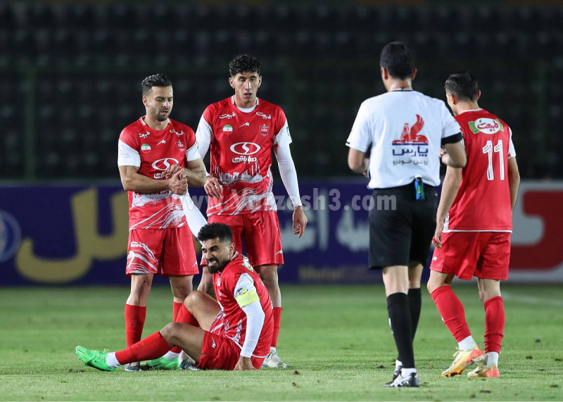 فرشاد احمدزاده سرگروه بچه‌های آکادمی پرسپولیس!