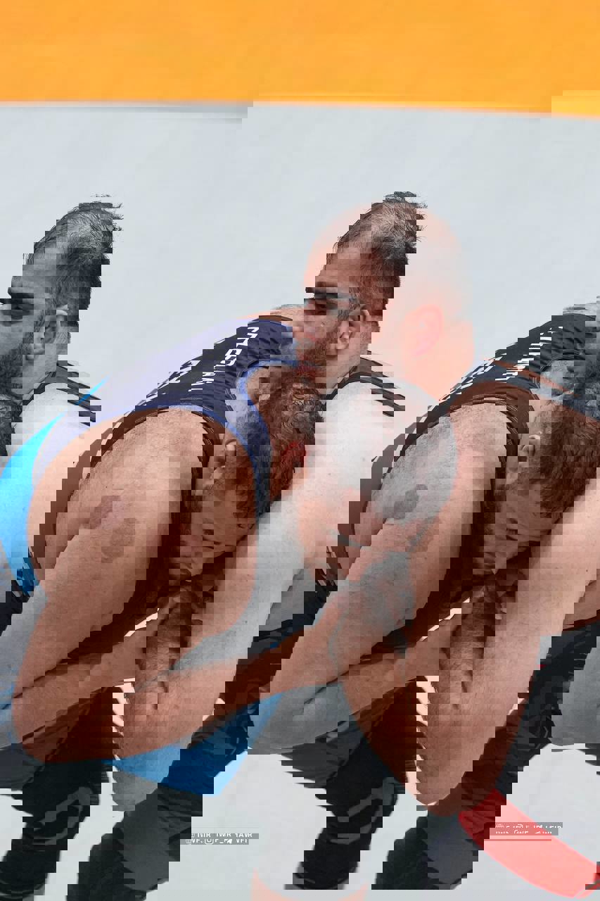 2101037