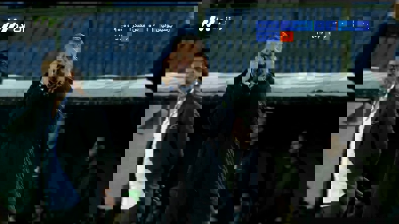 2100992