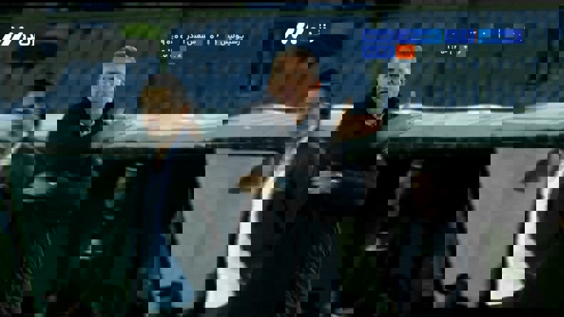 2100993