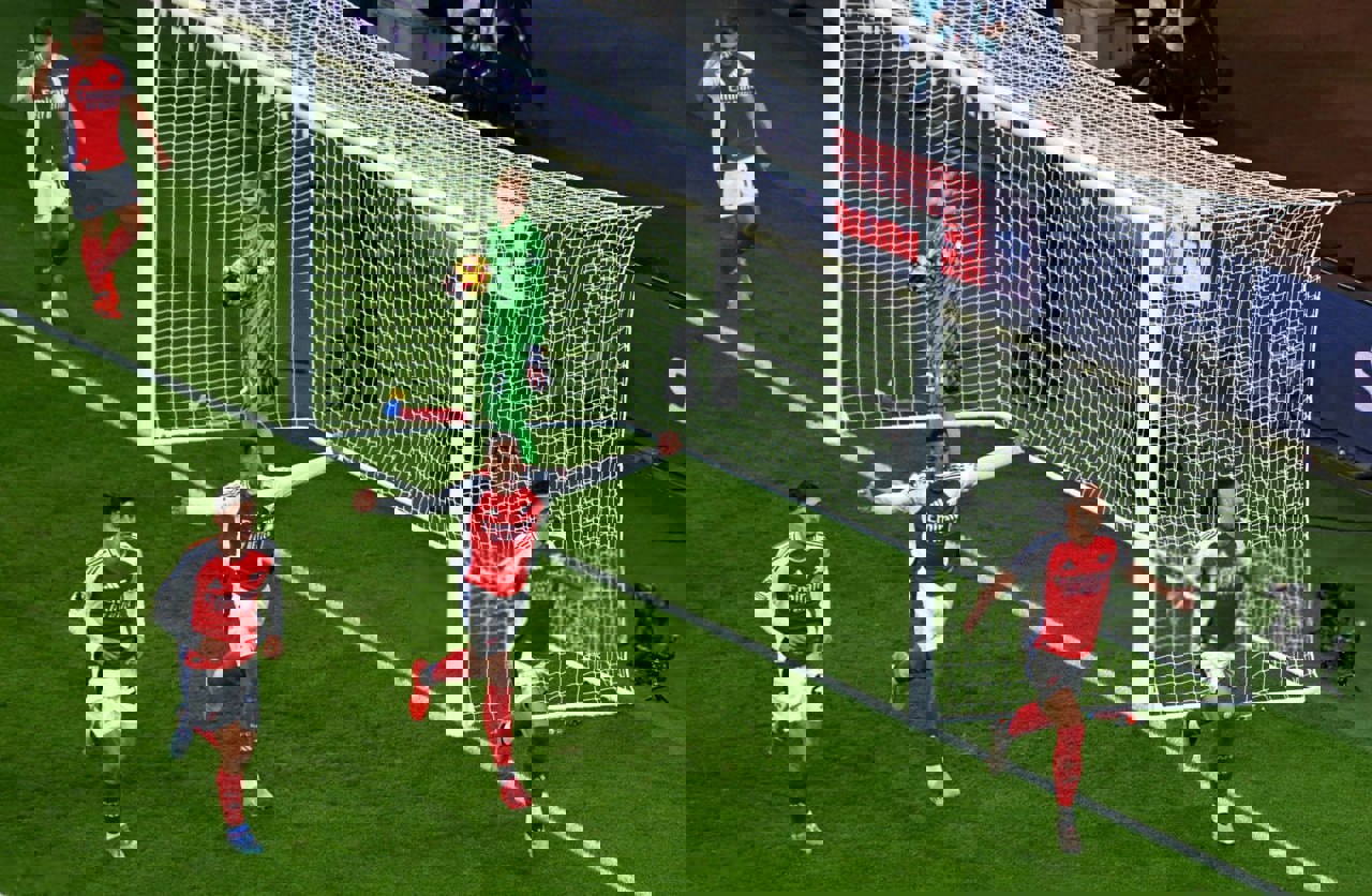 2101317
