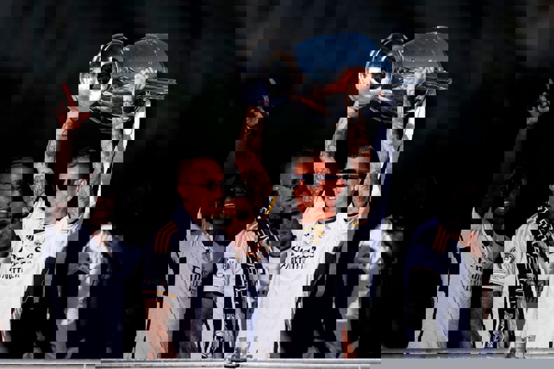 2101775