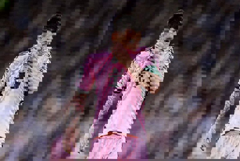 2101827